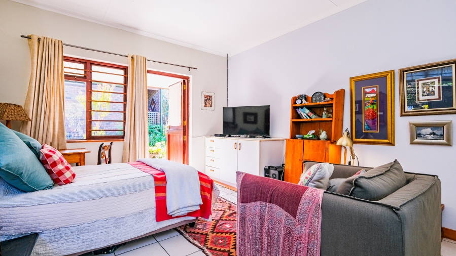 1 Bedroom Property for Sale in Hoekwil Western Cape